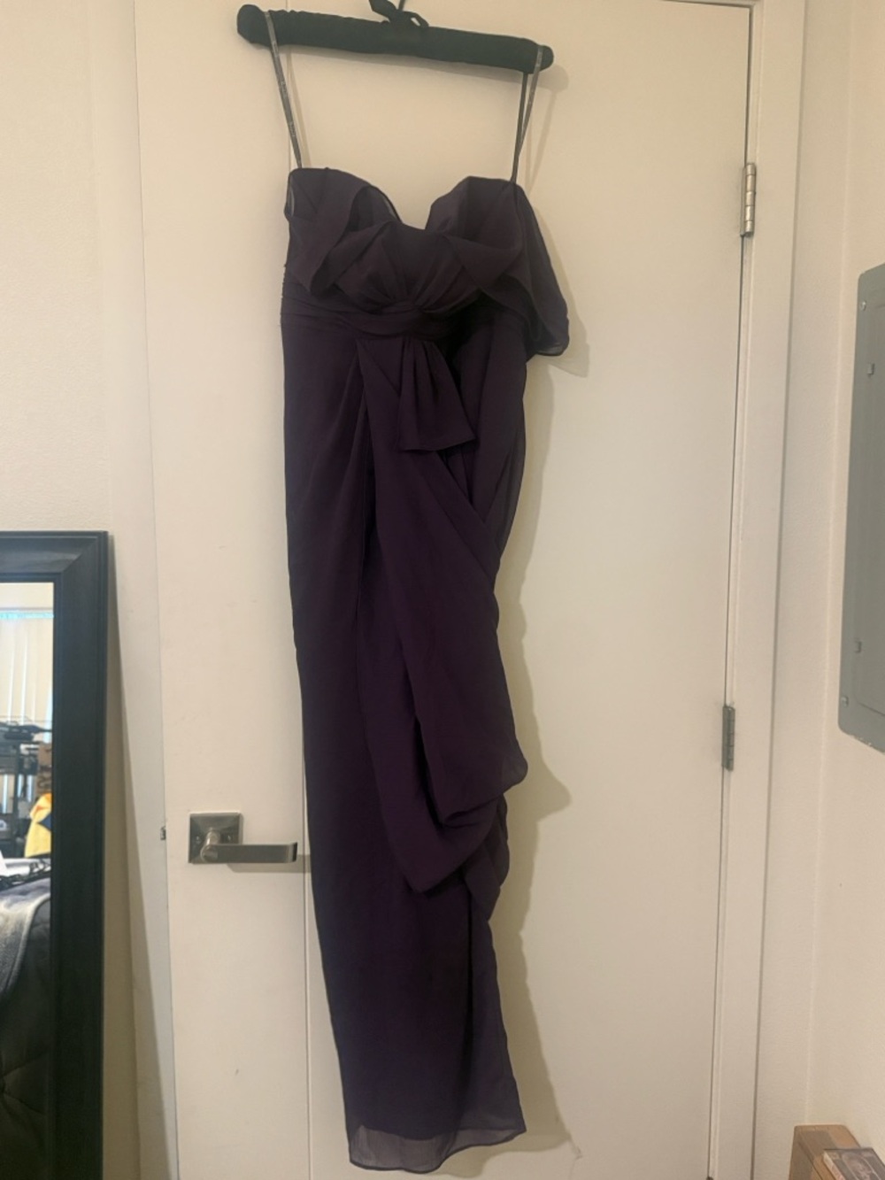 White by Vera Wang dress / gown Size 4